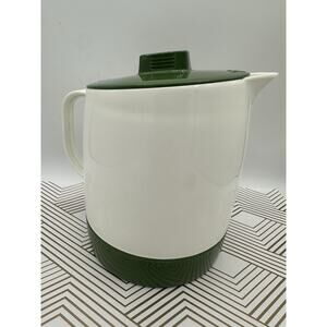 Vtg Quikut Double Walled Insulated 2 Qt Pitcher Wheat Design 70s Avocado Green